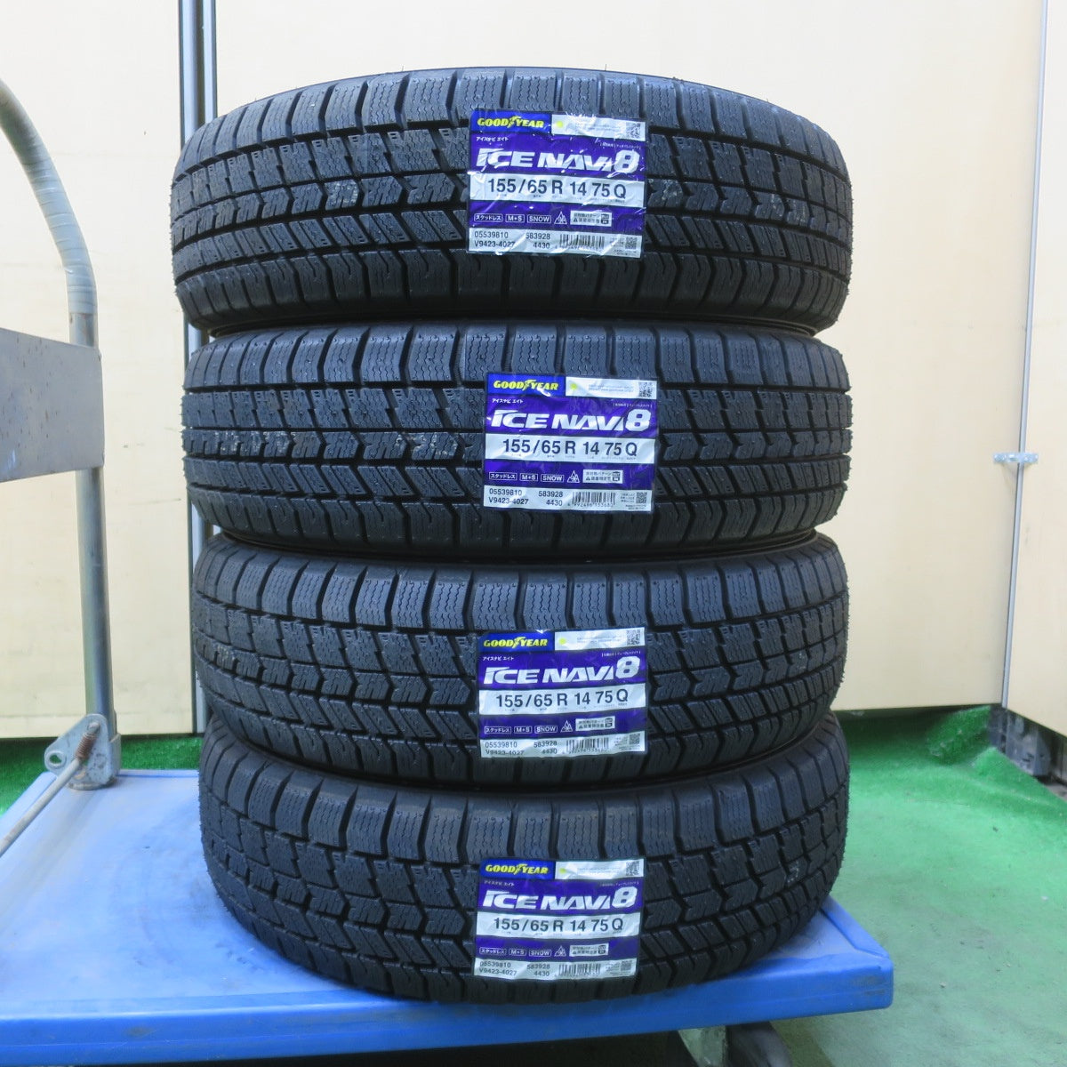 未使用！26年★スタッドレス 155/65R14 グッドイヤー アイスナビ8 タイヤ 14インチ ワゴンR スペーシア ムーヴ タント N-BOX N-ONE デイズ 等★6050601イスタ