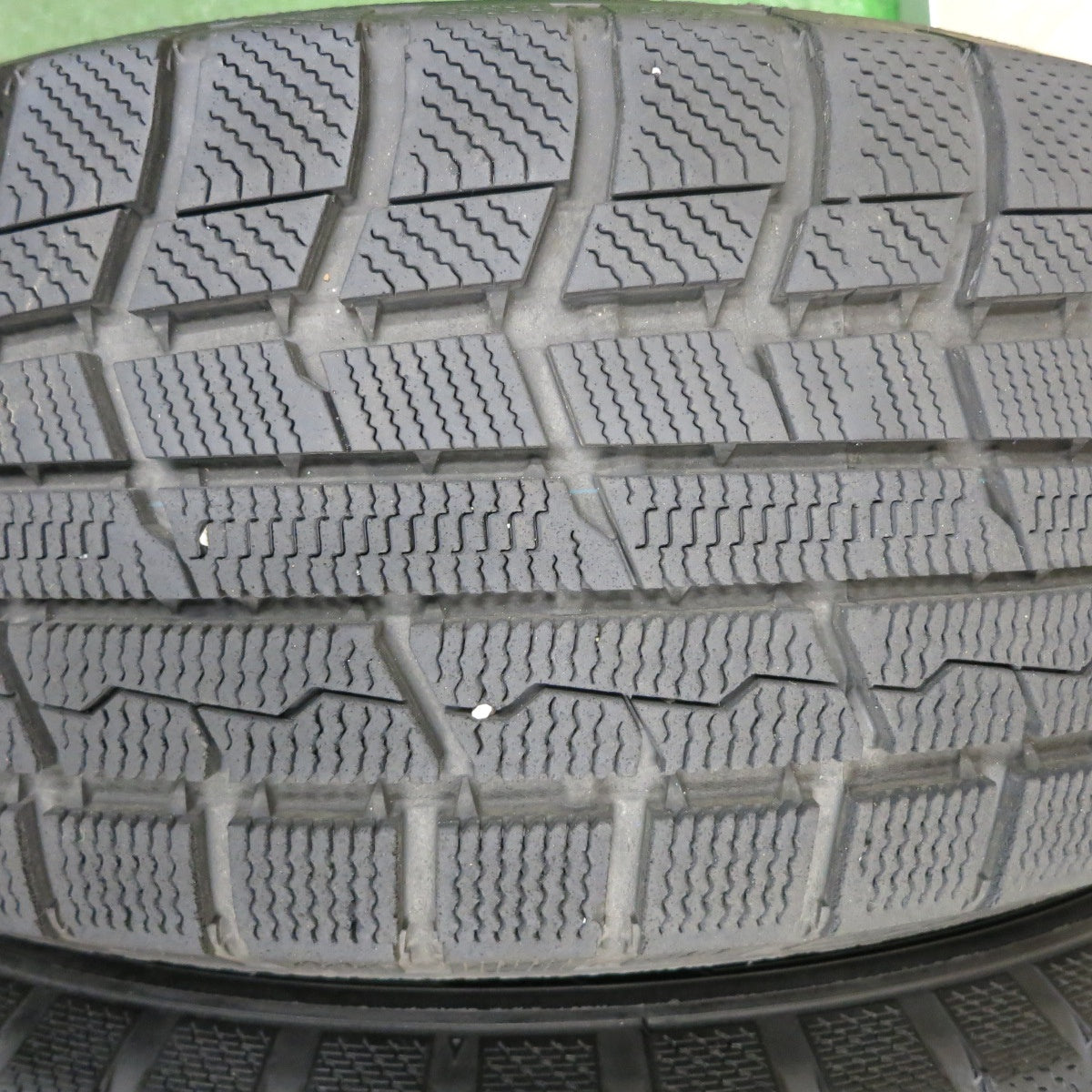 *送料無料* バリ溝！20年！9.5分★スタッドレス 215/65R16 トーヨー ウインタートランパス TX SIBILLA NEXT SF-5 シビラ 16インチ PCD114.3/5H★4040913TNス