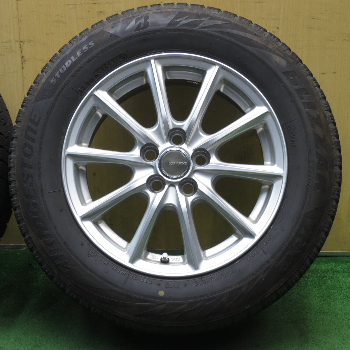キレイ★プリウス 等 195/65R15 スタッドレス ブリヂストン ブリザック VRX2 ECO FORME エコフォルム 15インチ PCD100/5H★5062108NJス