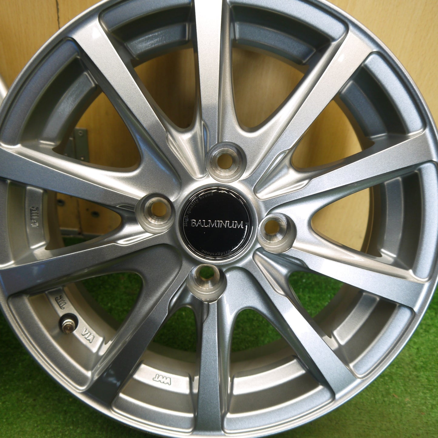 未使用★BALMINUM LS10 バルミナ 14インチ ホイール 14×5J PCD100/4H★6042206Hホ