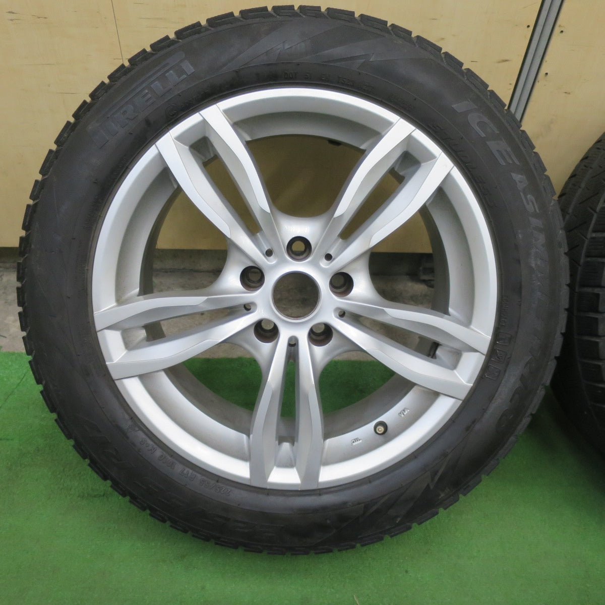 キレイ★BMW ベンツ 等 MAK LUFT 225/55R17 スタッドレス ピレリ アイスアシンメトリコ 17インチ ルフト PCD112/5H★6022111TTス