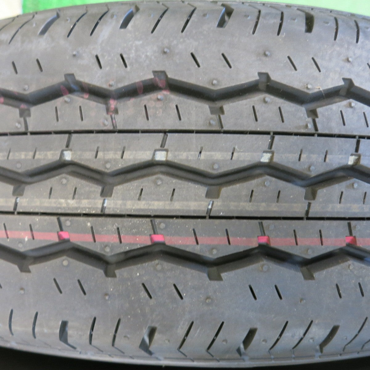 新車外し！26年◎トヨタ 200系 ハイエース 純正 スチール 195/80R15 107/105S ブリヂストン エコピア RD613 15インチ PCD139.7/6H◎6081601HAノ