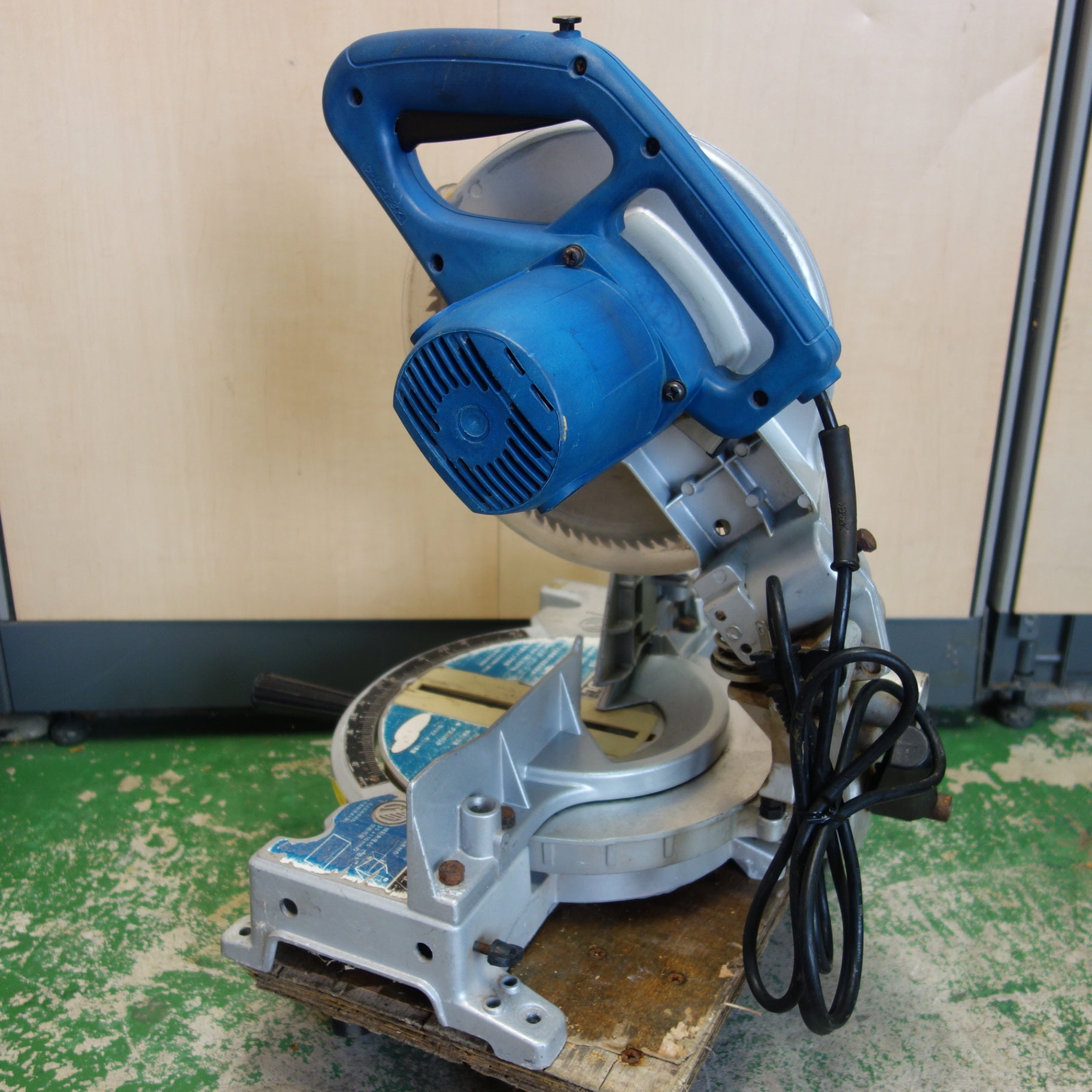 送料無料] ☆ナカトミ 卓上 切断機 HOMETOOL ホームツール 254mm MCS