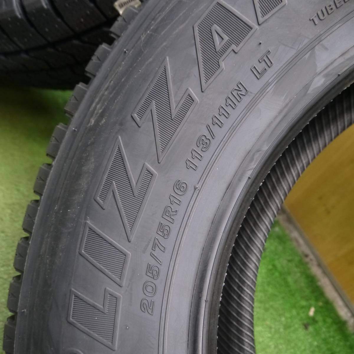 未使用！23年★小型 トラック バン タイヤ 205/75R16 113/111N スタッドレス ブリヂストン ブリザック W989★4020210Hスタ