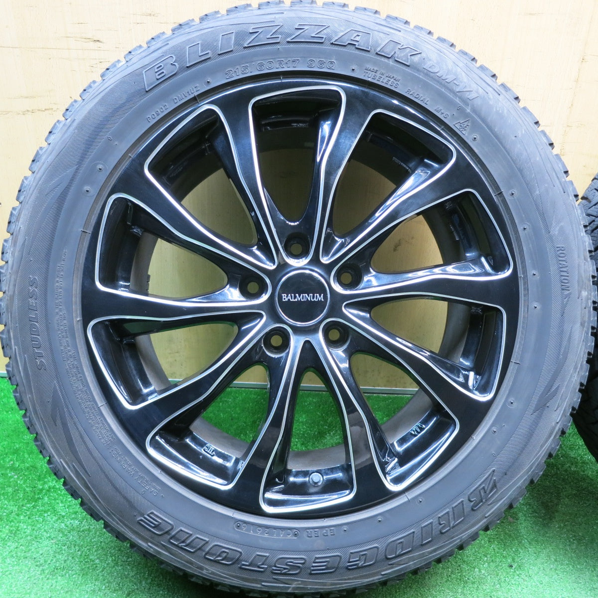 4本価格★スタッドレス 215/60R17 ブリヂストン ブリザック DM-V1 BALMINUM K10 バルミナ 17インチ PCD114.3/5H★5121307HAス