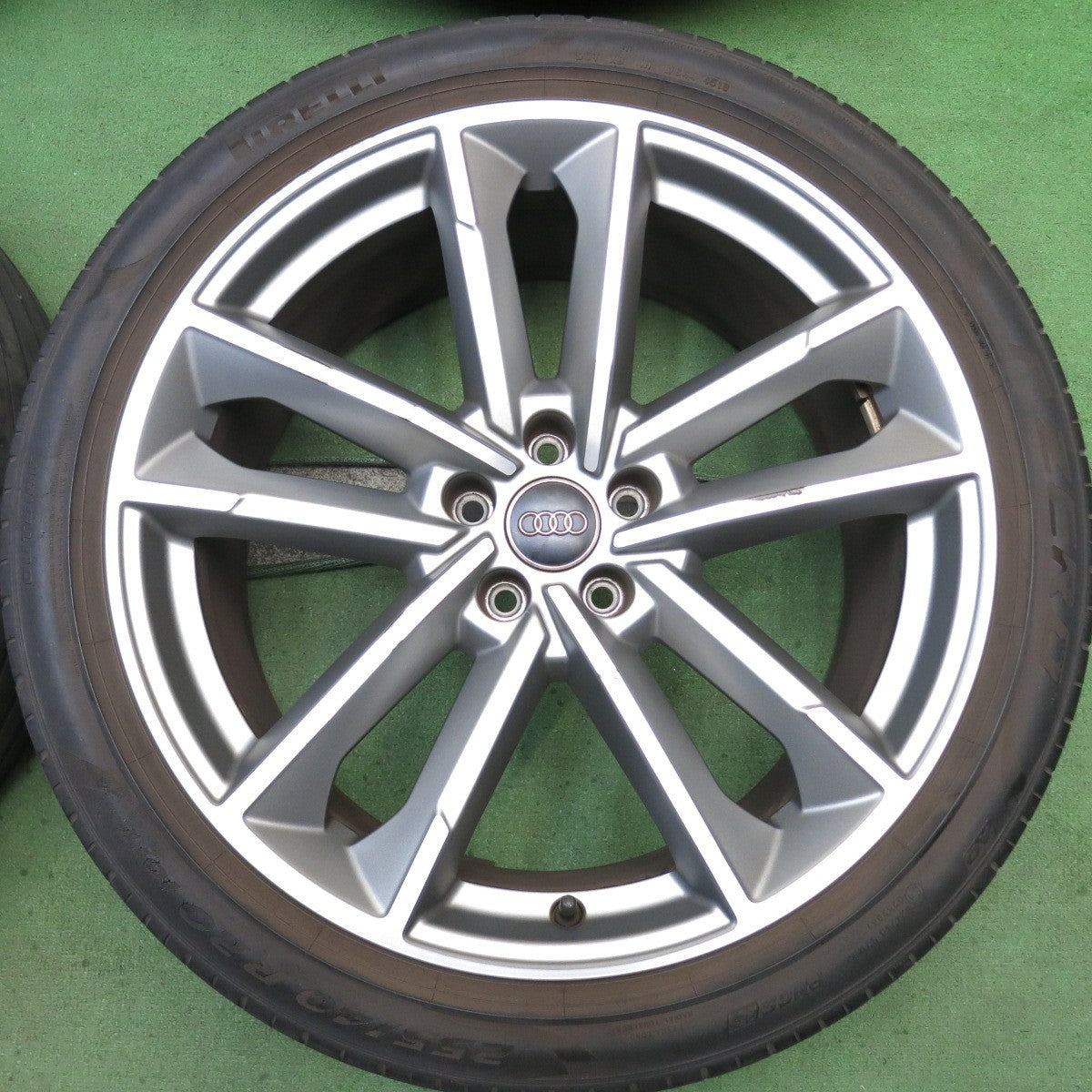 4本価格◎アウディ A7 純正 255/40R20 ピレリ PZERO Pゼロ 20インチ PCD112/5H◎6082903HAノ