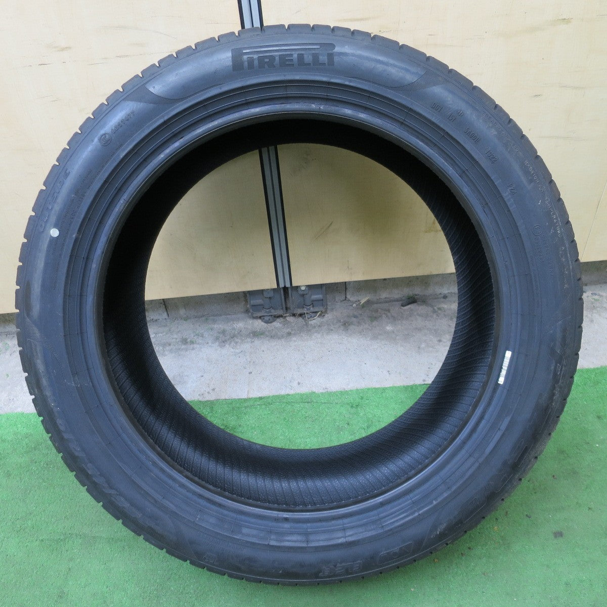 未使用！22年！1本★255/45R19 ピレリ PZERO TM VOL ELECT Pゼロ 19インチ タイヤ ボルボ 承認 電気 自動車 向け★6033004ナノタ