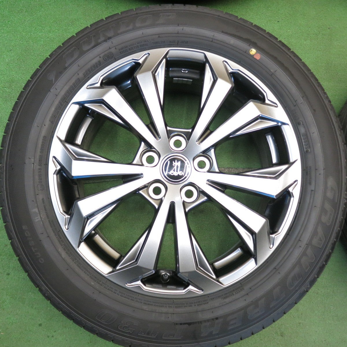 新車外し！25年◎トヨタ RAV4 Gグレード 純正 225/60R18 ダンロップ グラントレック PT30 光岡自動車 18インチ PCD114.3/5H◎6071201HAノ