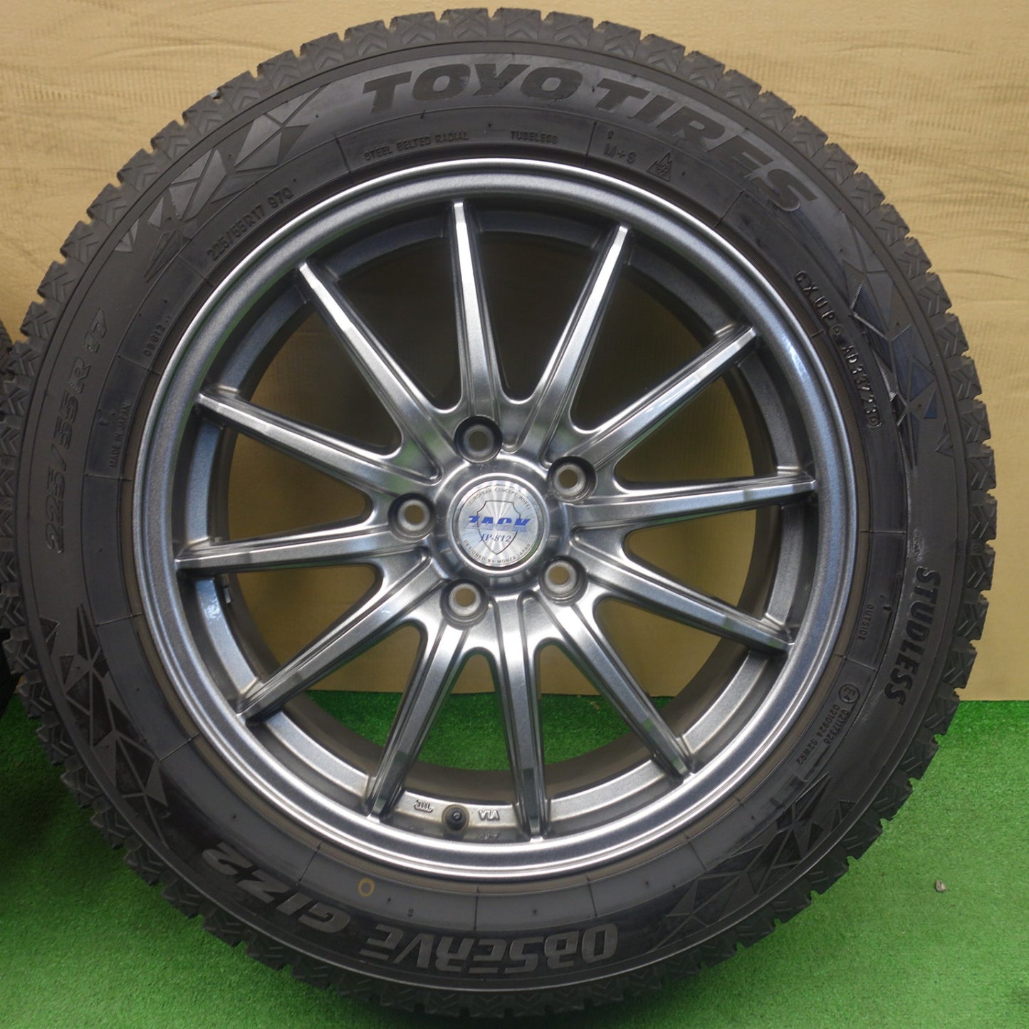 バリ溝！23年！8.5分★スタッドレス 225/55R17 トーヨー オブザーブ GIZ2 ZACK JP-812 MONZA ザック モンツァ 17インチ PCD114.3/5H★6051806KTス