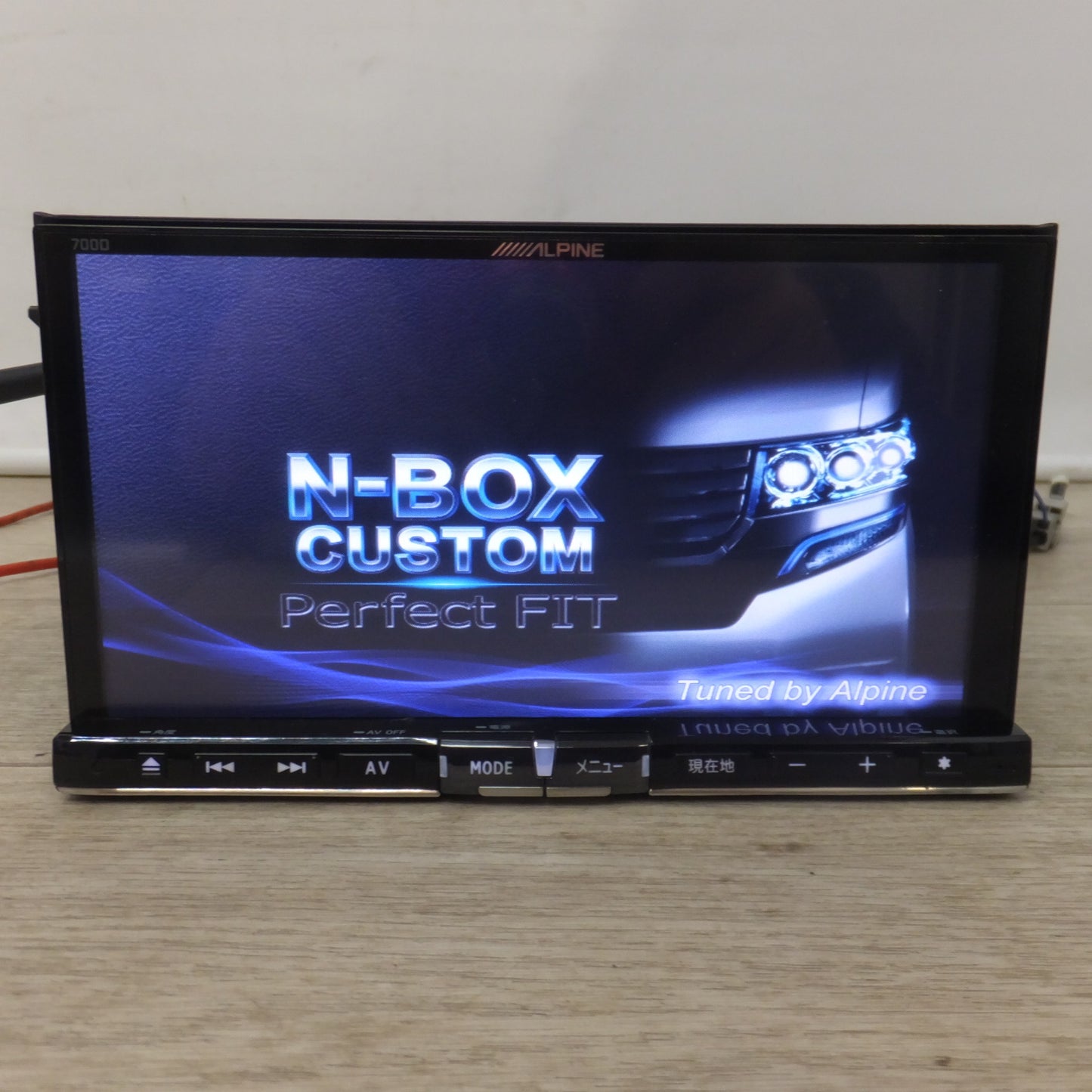[送料無料] ★アルパイン ALPINE 7型スーパクリアLED液晶WVGAナビゲーション 700D　N-BOXカスタム 専用[27]★