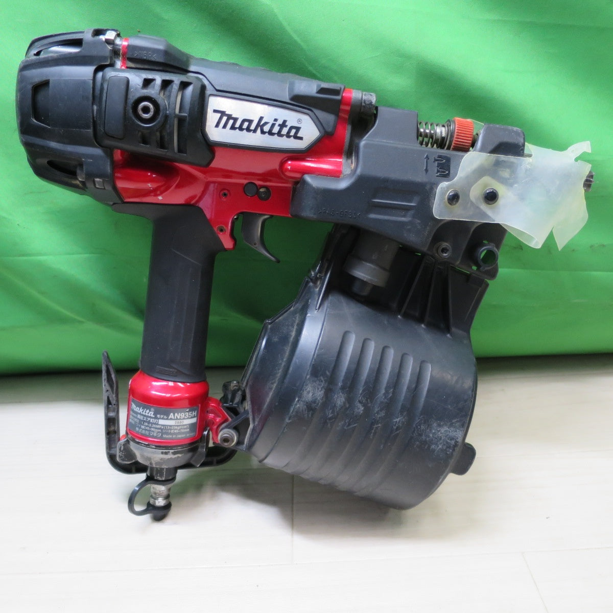 [送料無料] ☆マキタ 90mm 高圧 エア 釘打 AN935H エアー ツール 工具 makita 釘打機 釘打ち機☆