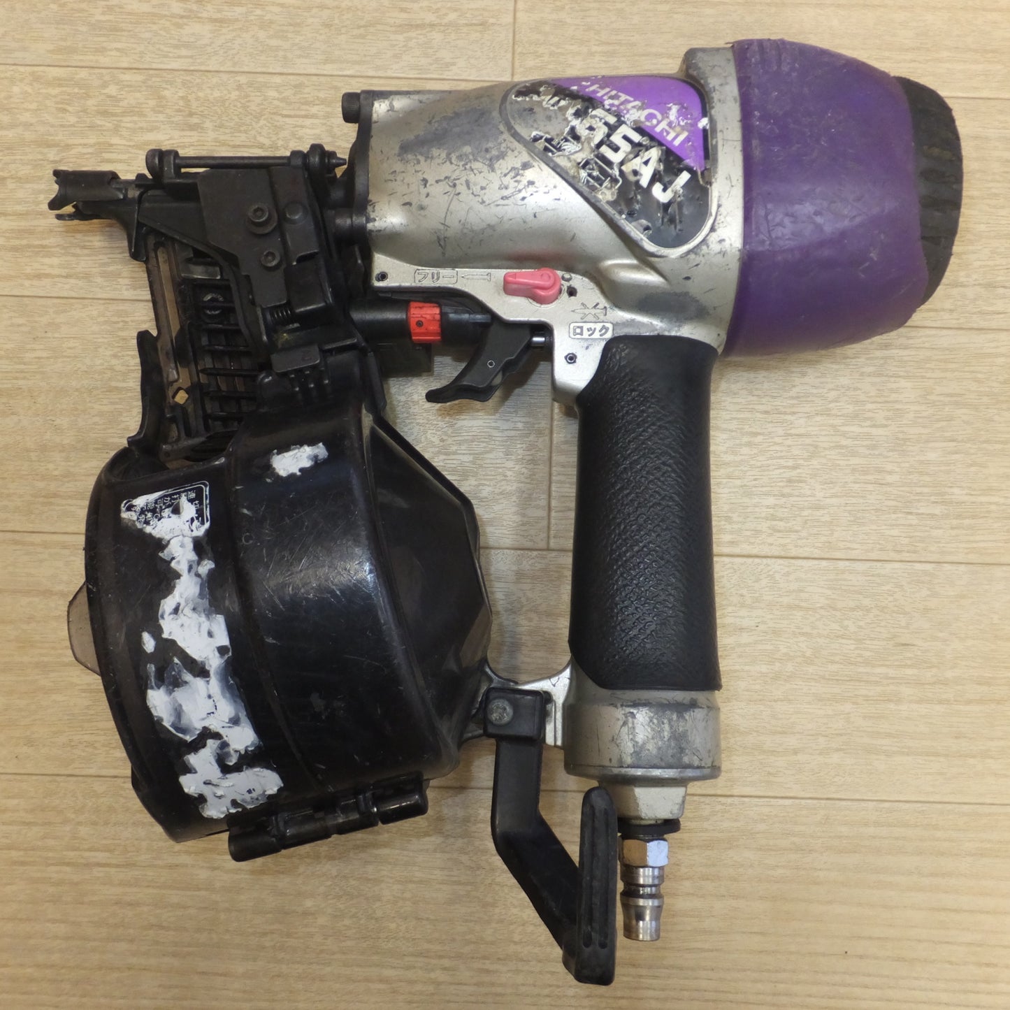 [送料無料] ジャンク★日立 HITACHI 65mm ロール釘打機 NV65AJ　常圧 エアーツール★
