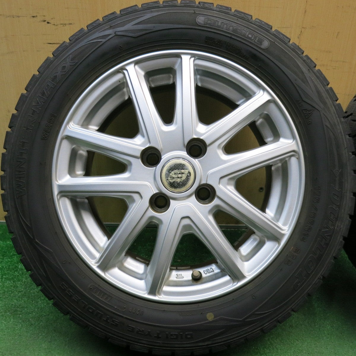 キレイ★スタッドレス 175/65R14 ダンロップ ウインターマックス WM01 STRANGER ストレンジャー 14インチ PCD100/4H★6051414HAス