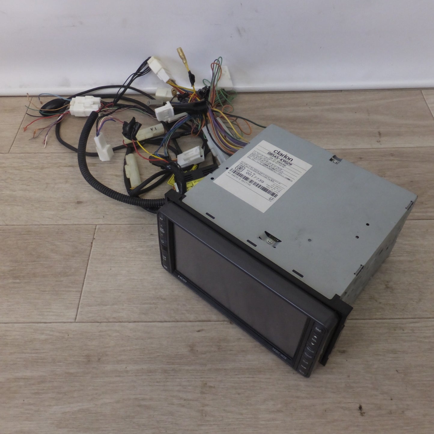 [送料無料] 現状品★クラリオン製 ダイハツ 純正 カーナビ HDDナビ NHDC-W58 08545-K9029[24]★