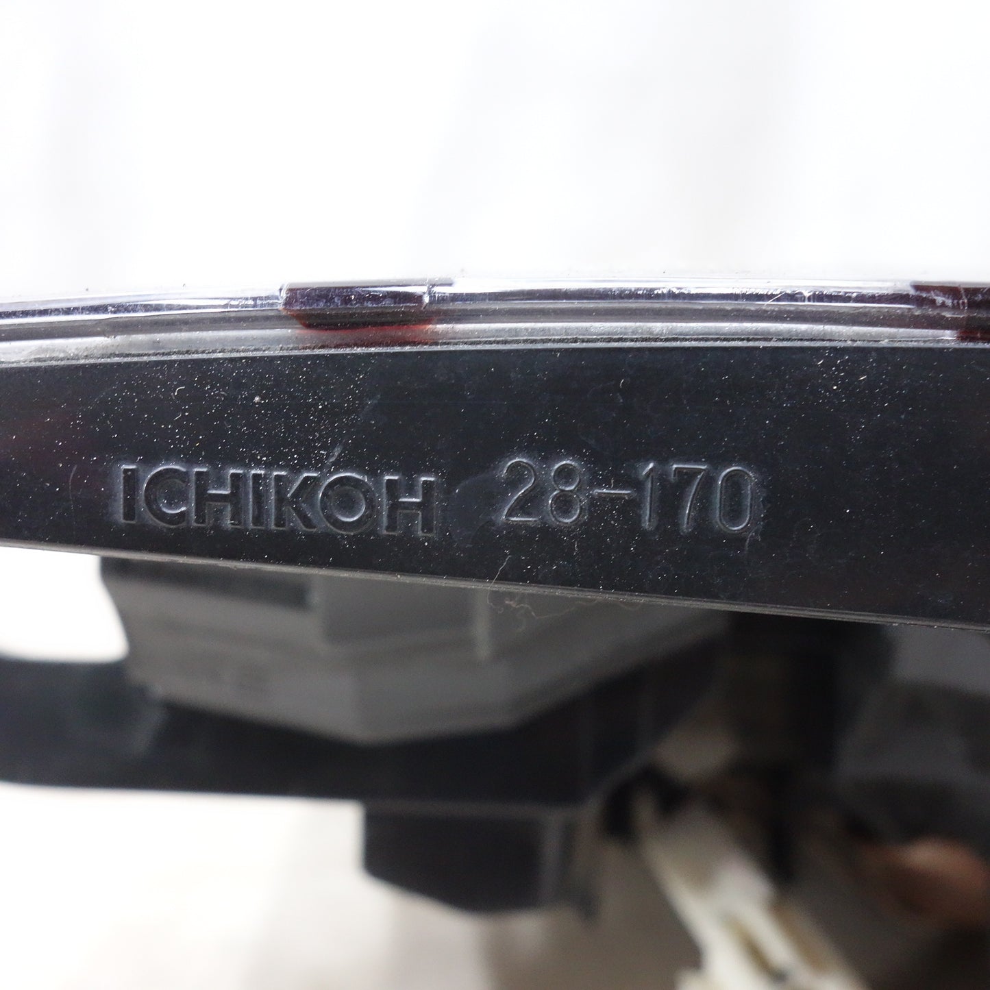 [送料無料] 左右セット◆トヨタ 30系 エスティマ 純正 テール ランプ ライト  ICHIKOH 28-170 センター リア ガーニッシュ 422-77978 メッキ バック ドアモールディング 75813-28020◆