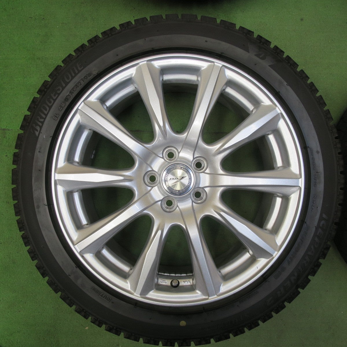 バリ溝！キレイ！9.5分★エクシーガ 等 215/50R17 スタッドレス ブリヂストン アイスパートナー2 JOKER ジョーカー 17インチ PCD100/5H★5072401TTス