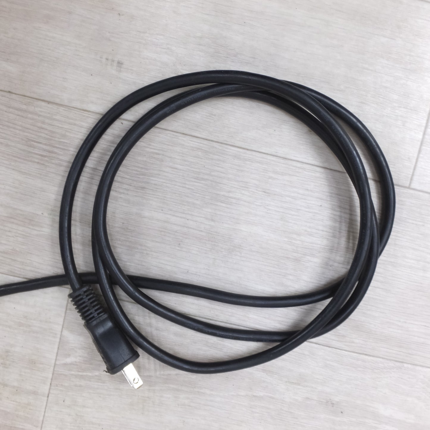 [送料無料] ◆リョービ 電動 チェンソー 100V 50/60Hz 750W CS-3601 有効切断長さ 360mm チェーンソー 切断機 RYOBI 電動 工具 現状品◆