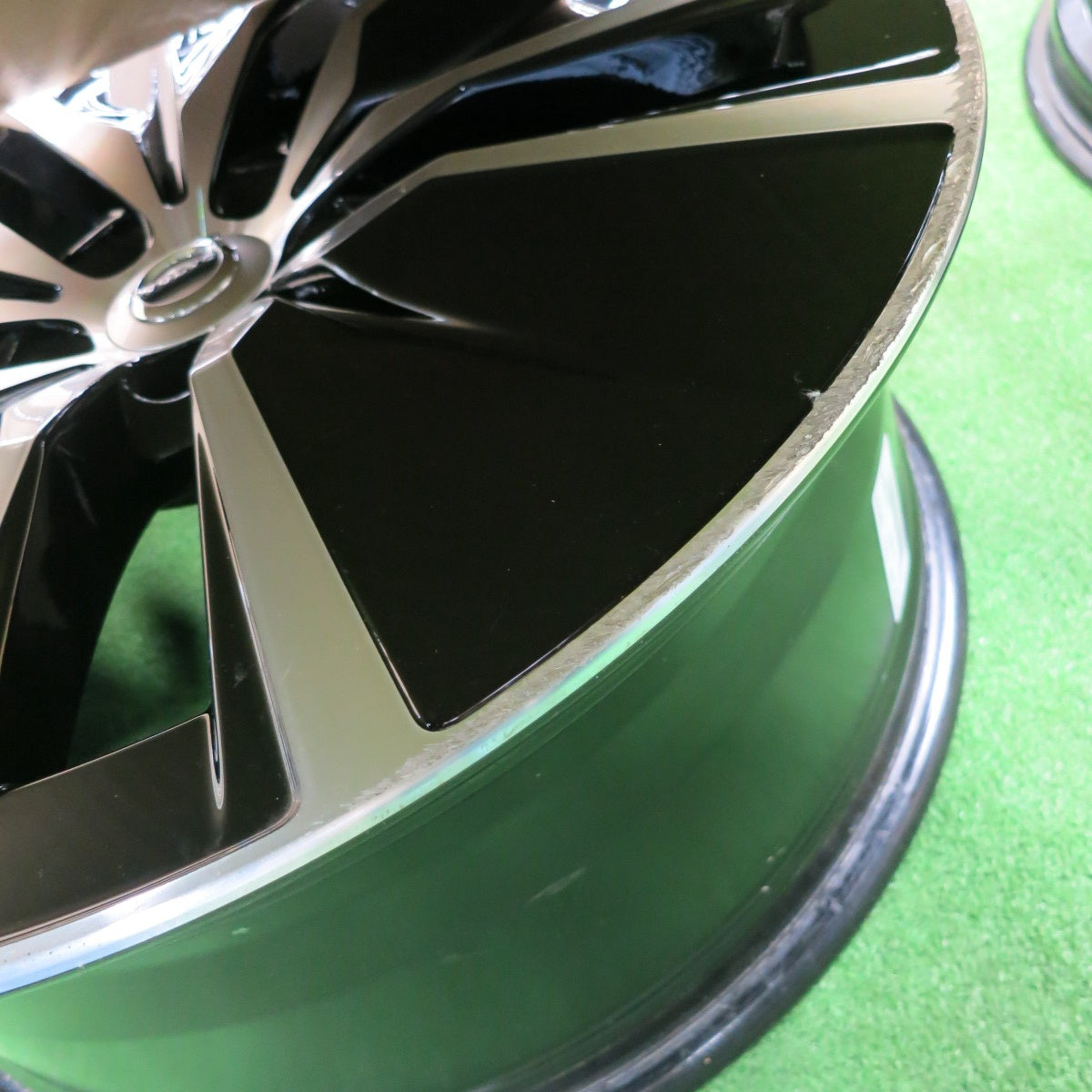[送料無料] キレイ★ボルボ XC90 純正 ホイール 19インチ 19×8.0J PCD108/5H★4101101NJホ