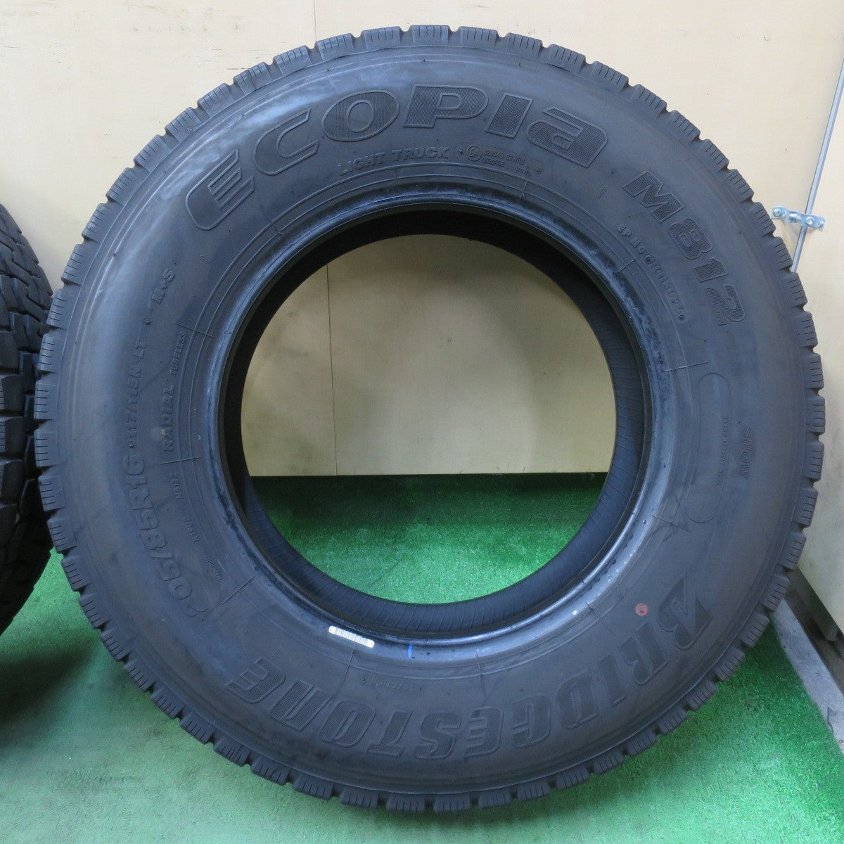 バリ溝！25年！9分！6本★トラック タイヤ 205/85R16 117/115N ブリヂストン エコピア M812 ミックス オールシーズン 16インチ★5102306イスタ