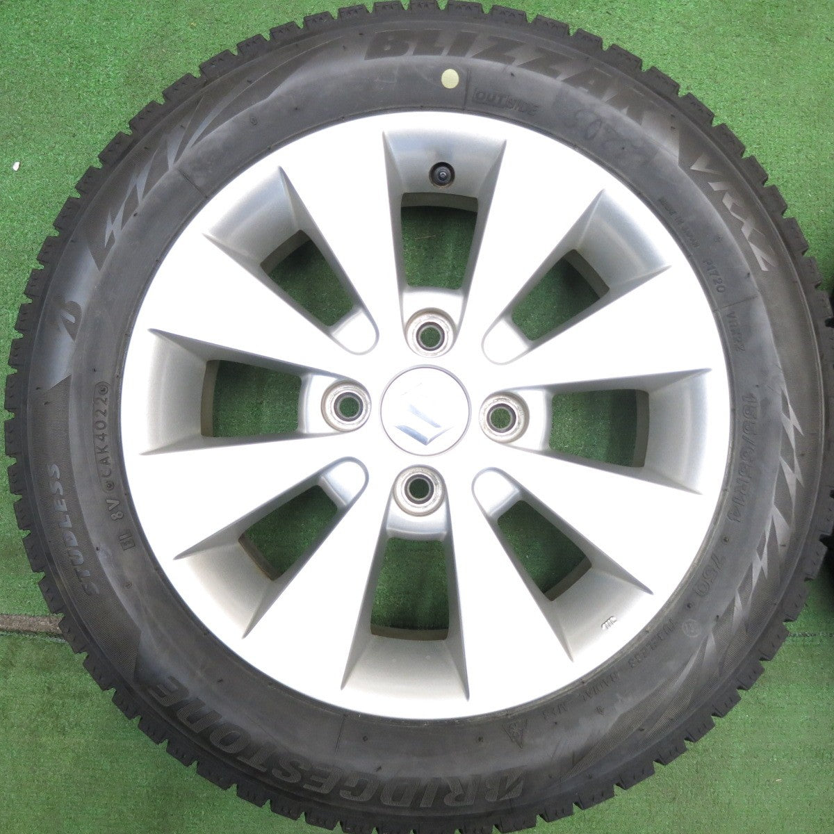 バリ溝！22年！8.5分★スズキ ワゴンR スティングレー 純正 155/65R14 スタッドレス ブリヂストン ブリザック VRX2 14インチ PCD100/4H★6050301HAス
