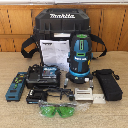 [送料無料] キレイ★マキタ makita 充電式屋内・屋外兼用墨出し器 フルライン SK506GDZN★