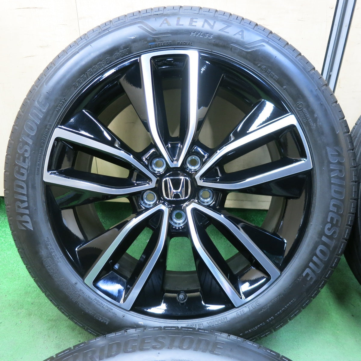 新車外し！24年★ホンダ RV ヴェゼル 純正 225/50R18 ブリヂストン アレンザ H/L33 18インチ PCD114.3/5H★5073011SYノ