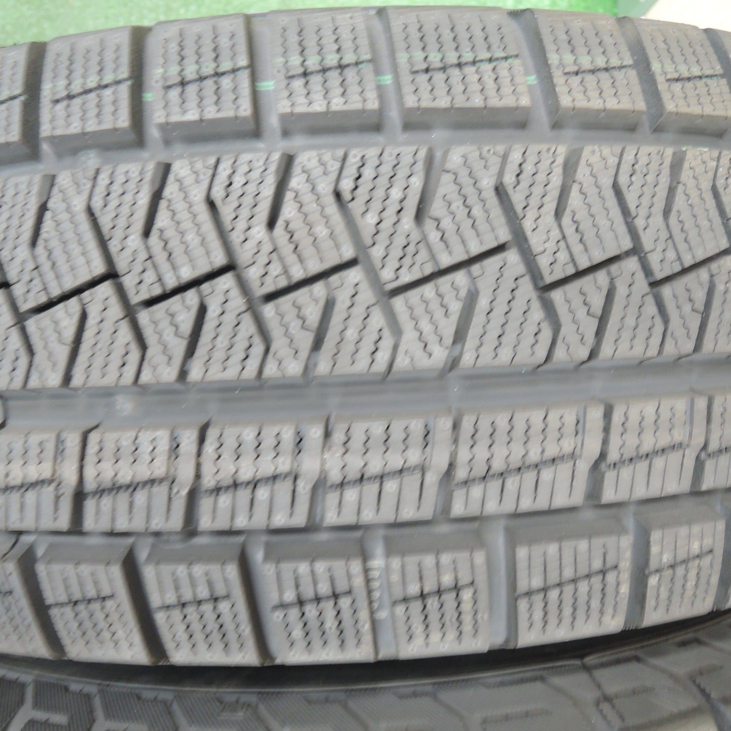 *送料無料* 超バリ溝！21年！キレイ！ほぼ10分★スタッドレス 195/65R15 ピレリ アイスアシンメトリコ プラス DUFACT デュファクト 15インチ PCD114.3/5H★4031908TNス