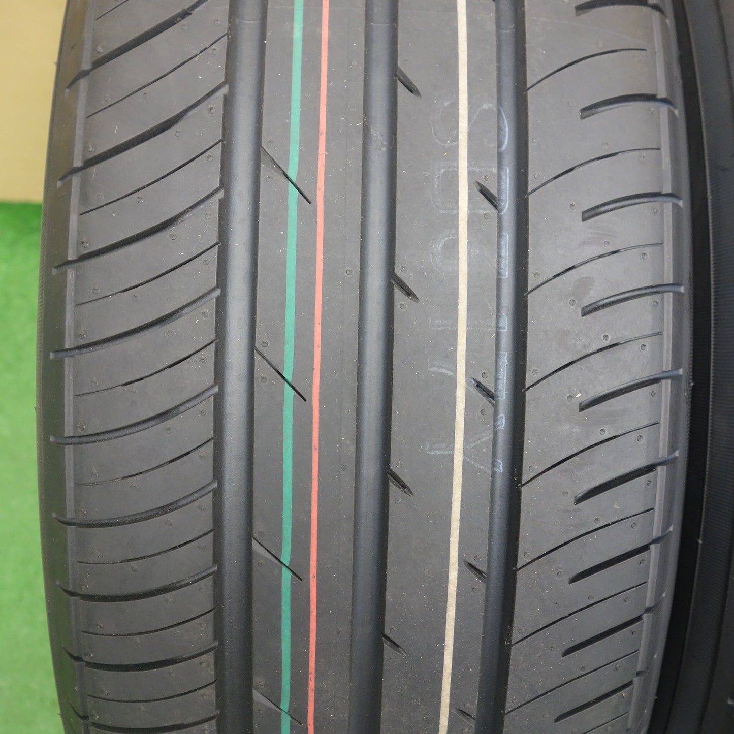 新車外し！26年★205/60R16 トーヨー プロクセス J68 タイヤ 16インチ ノア ヴォクシー ステップワゴン セレナ 等★6072402KTノタ