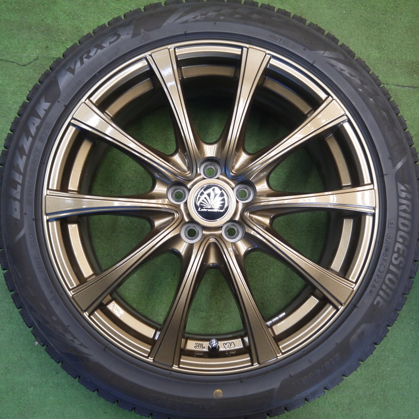 バリ溝！24年！キレイ！ほぼ10分★86 BRZ 等 Lehrmeister アマルフィV Jr 215/45R17 スタッドレス ブリヂストン ブリザック VRX3 レアマイスター 17インチ PCD100/5H★6041407Hス