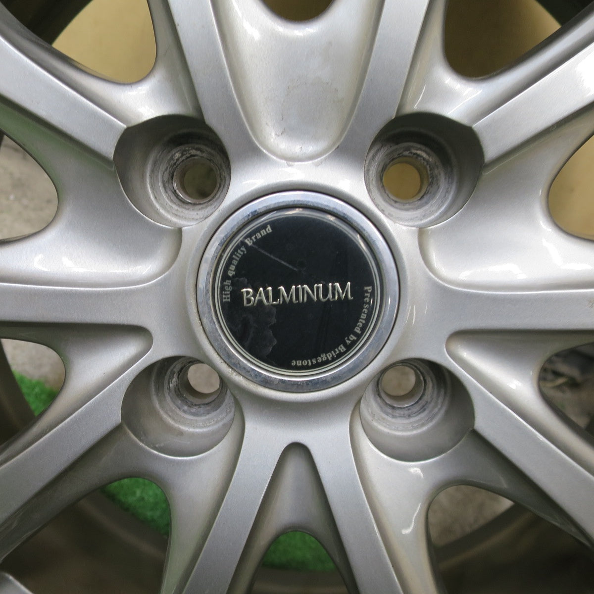 4本価格★BALMINUM TR10 バルミナ ブリヂストン製 15インチ ホイール 15×5.5J PCD100/4H★6030903NGホ