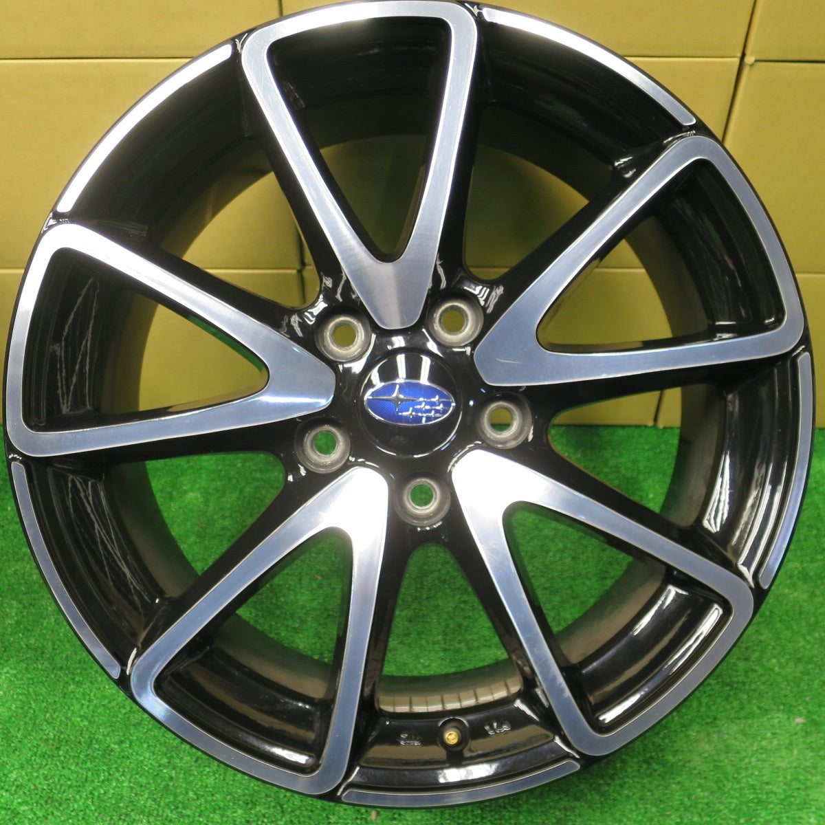 キレイ★スバル レヴォーグ 純正 OP ホイール 17インチ 17×7J TP-2 LFM500 PCD114.3/5H★5111901NKホ