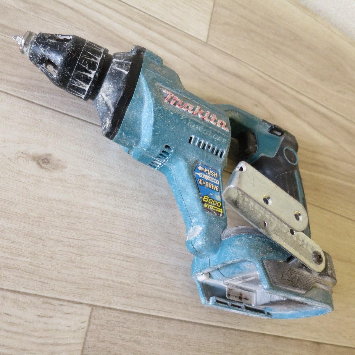 [送料無料] ◇マキタ 充電式 スクリュー ドライバ FS600D 電動 工具 makita 本体のみ 青 ブルー◇