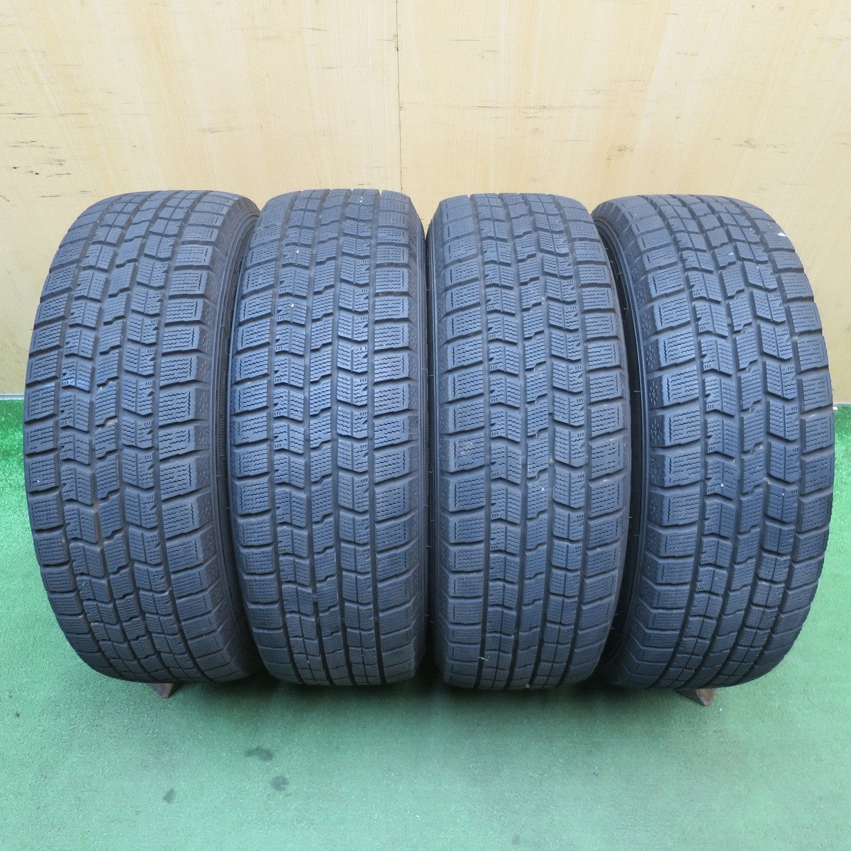 バリ溝！24年！9.5分以上◎スタッドレス 195/65R15 グッドイヤー アイスナビ7 GMach 15インチ PCD114.3/5H◎6071802NJス