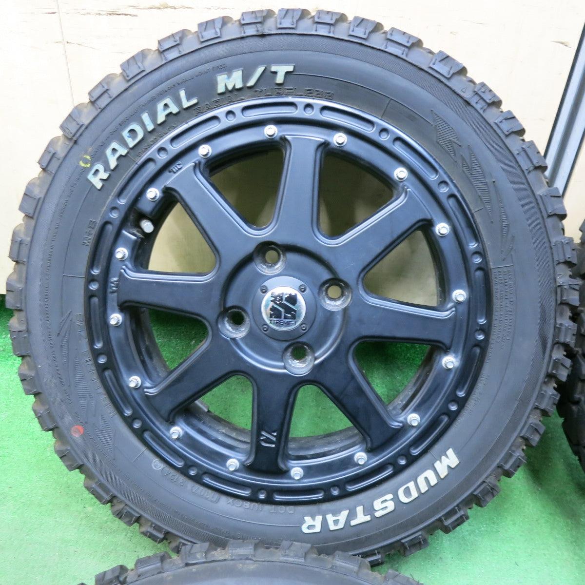 バリ溝！24年！9分★XTREME-J 165/65R14 マッドスター ラジアル M/T ホワイトレター 14インチ エクストリームJ PCD100/4H★5062610SYノ