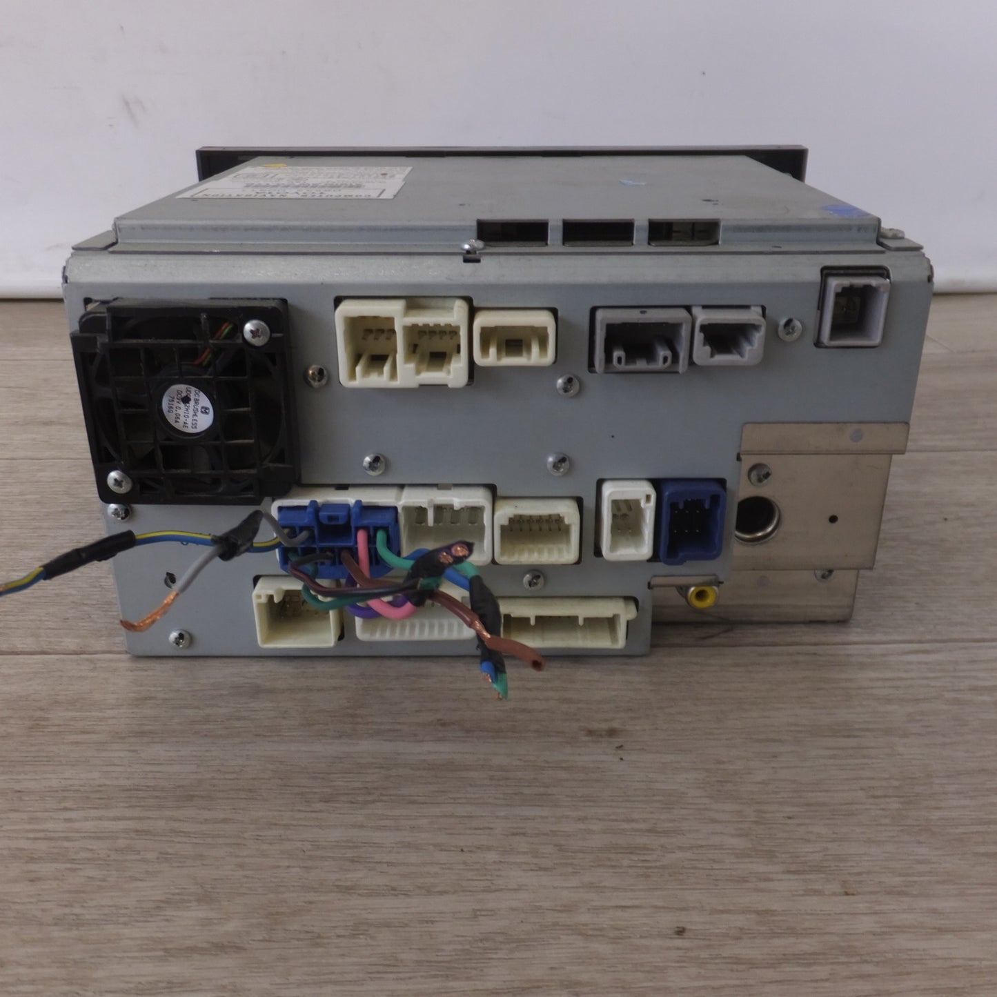 [送料無料] ★AISIN AW製 トヨタ 純正 HDDナビゲーション NHDA-W57G 08545-00Q11(22)★