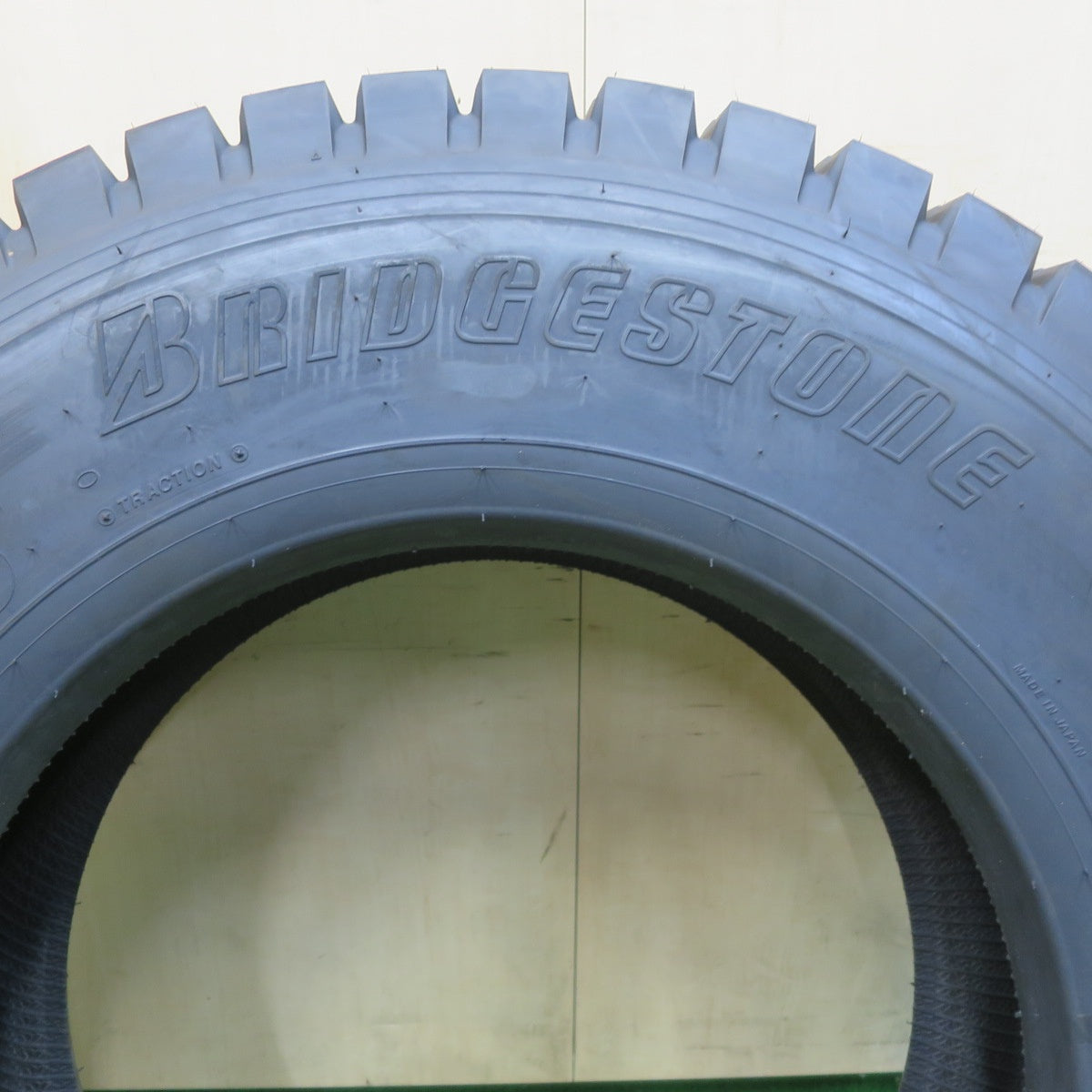 未使用！24年！1本★トラック タイヤ 225/80R17.5 123/122L ブリヂストン L330 17.5インチ★6060103イノタ