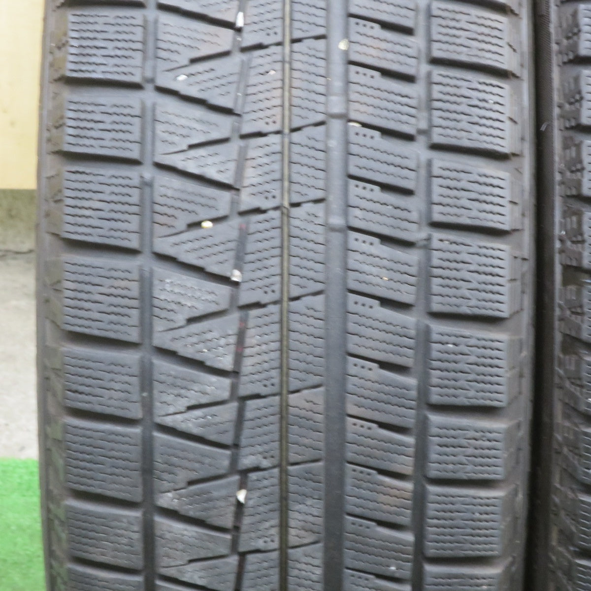 バリ溝！9分★BMW 等 MAK FAHR 225/55R17 スタッドレス ブリヂストン ブリザック RFT ファー 17インチ PCD112/5H★6042304TTス
