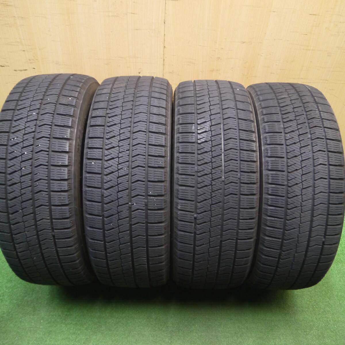 バリ溝！21年！9.5分★86 BRZ 等 215/45R17 スタッドレス ブリヂストン ブリザック VRX2 EuroSpeed MiD ユーロスピード 17インチ PCD100/5H★4122402Hス