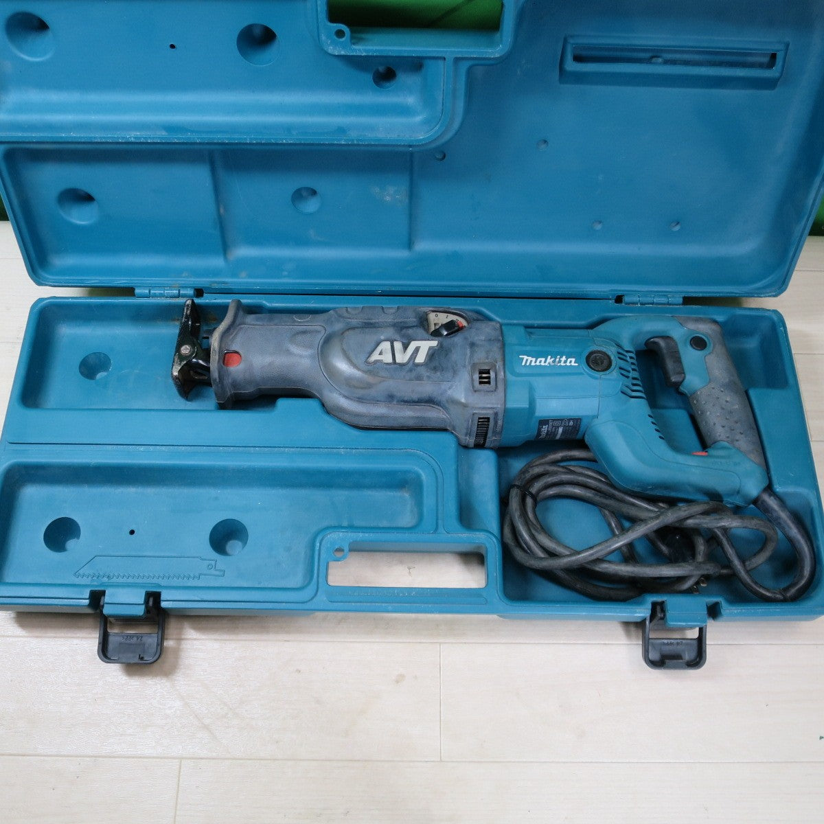 [送料無料] ☆マキタ レシプロソー JR3070CT 電動 工具 切断機 セーバーソー セーバソー コード式 100V makita☆