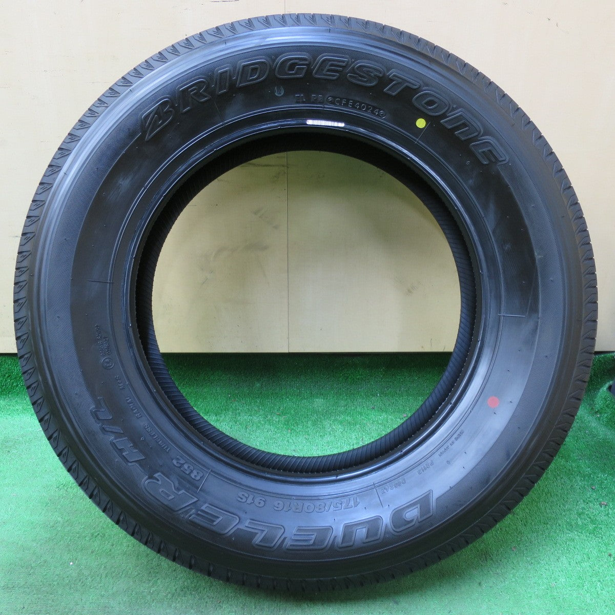 [送料無料] 新車外し！24年★ジムニー 等 175/80R16 ブリヂストン デューラー H/L 852 タイヤ 16インチ★4112202イノタ