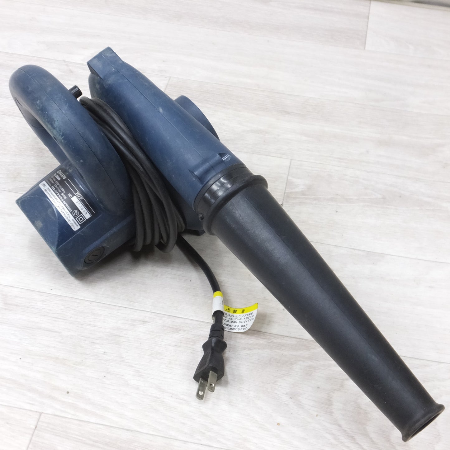 [送料無料] ◆リョービ RYOBI 家庭用 ブロワ BL-3500 本体のみ ブロワー 送風機 吹き飛ばし 掃除 電動 工具◆
