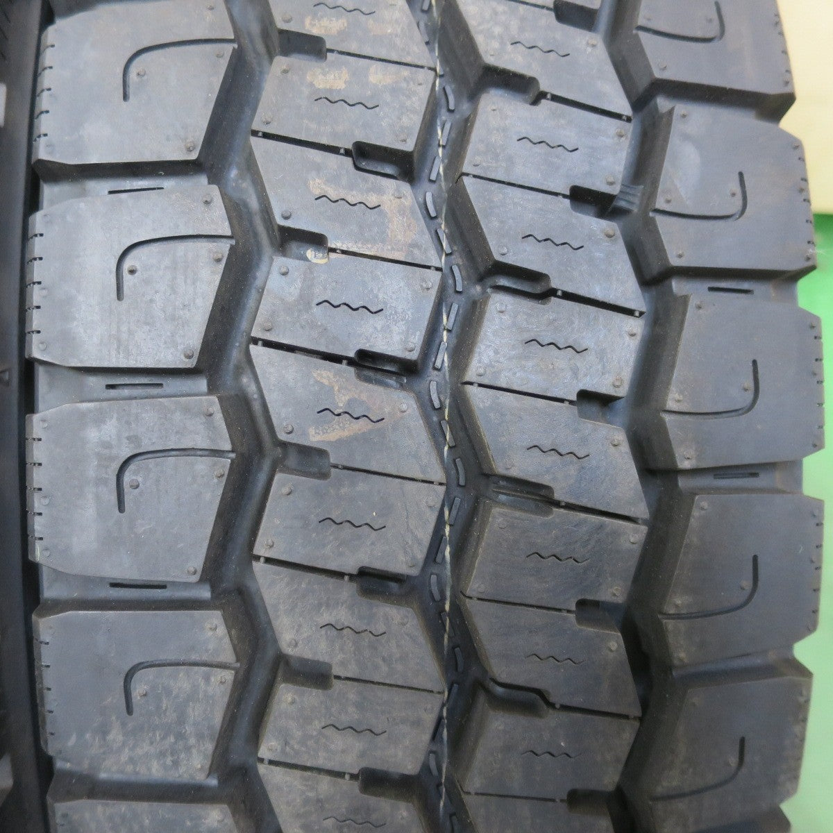 未使用！22年！2本★トラック バス タイヤ 225/85R16 121/119N ダンロップ SP LT22 オールシーズン 16インチ★6072901イスタ