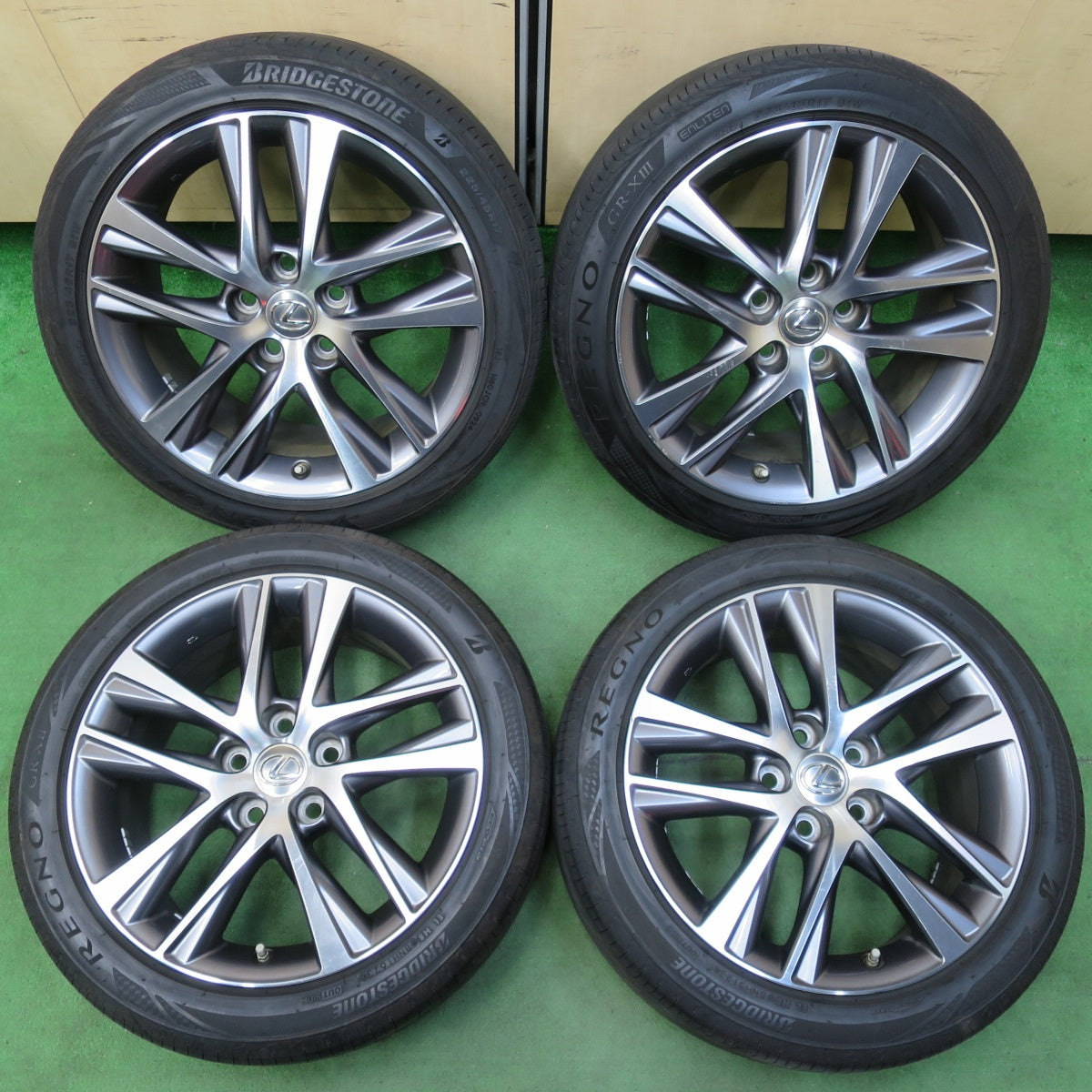 [送料無料] センサー付！バリ溝！24年！9.5分★レクサス IS バージョンL 純正 225/45R17 ブリヂストン レグノ GR-X3 GR-X2 17インチ PCD114.3/5H★5011607イノ