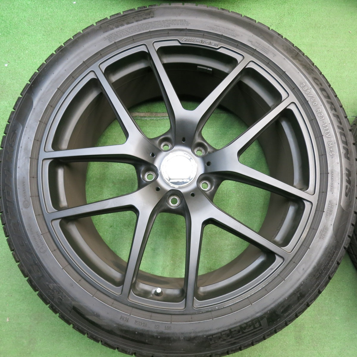 バリ溝！24年！9.5分★ベンツ Gクラス W463 G63 エディション463 純正 AMG 295/40R21 ピレリ スコーピオン MS 21インチ PCD130/5H★6050207HAノ