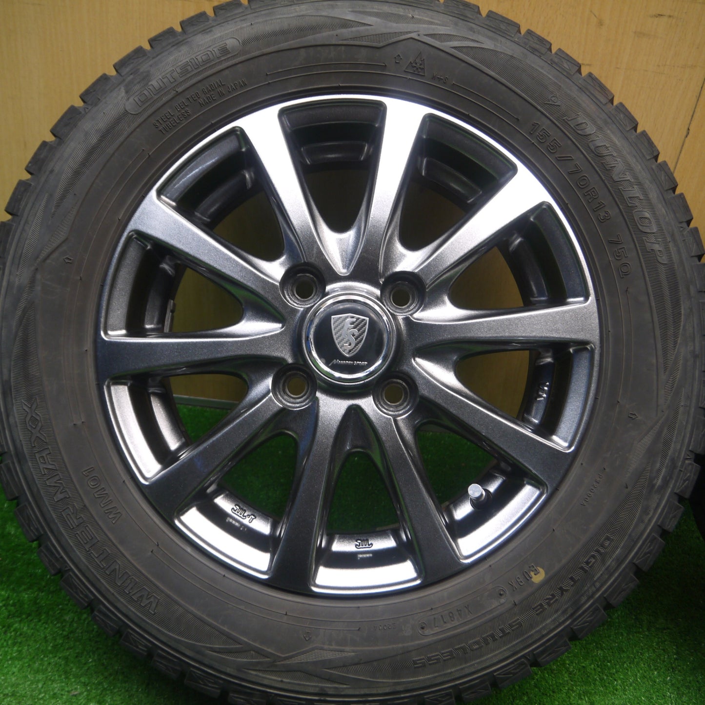 [送料無料] キレイ★スタッドレス 155/70R13 ダンロップ ウインターマックス WM01 MANARAY SPORT マナレイ 13インチ PCD100/4H★4111106Hス