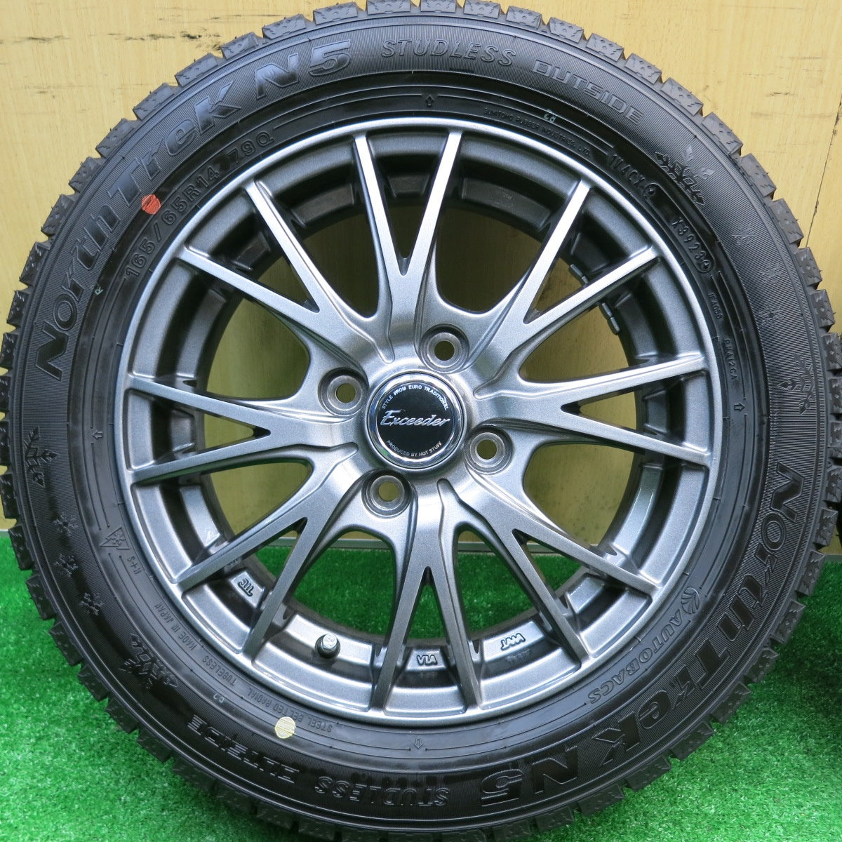 ほぼ未使用！23年！キレイ★スタッドレス 165/65R14 オートバックス ノーストレック N5 Exceeder エクシーダー 14インチ ソリオ ハスラー 等 PCD100/4H★5110614HAス