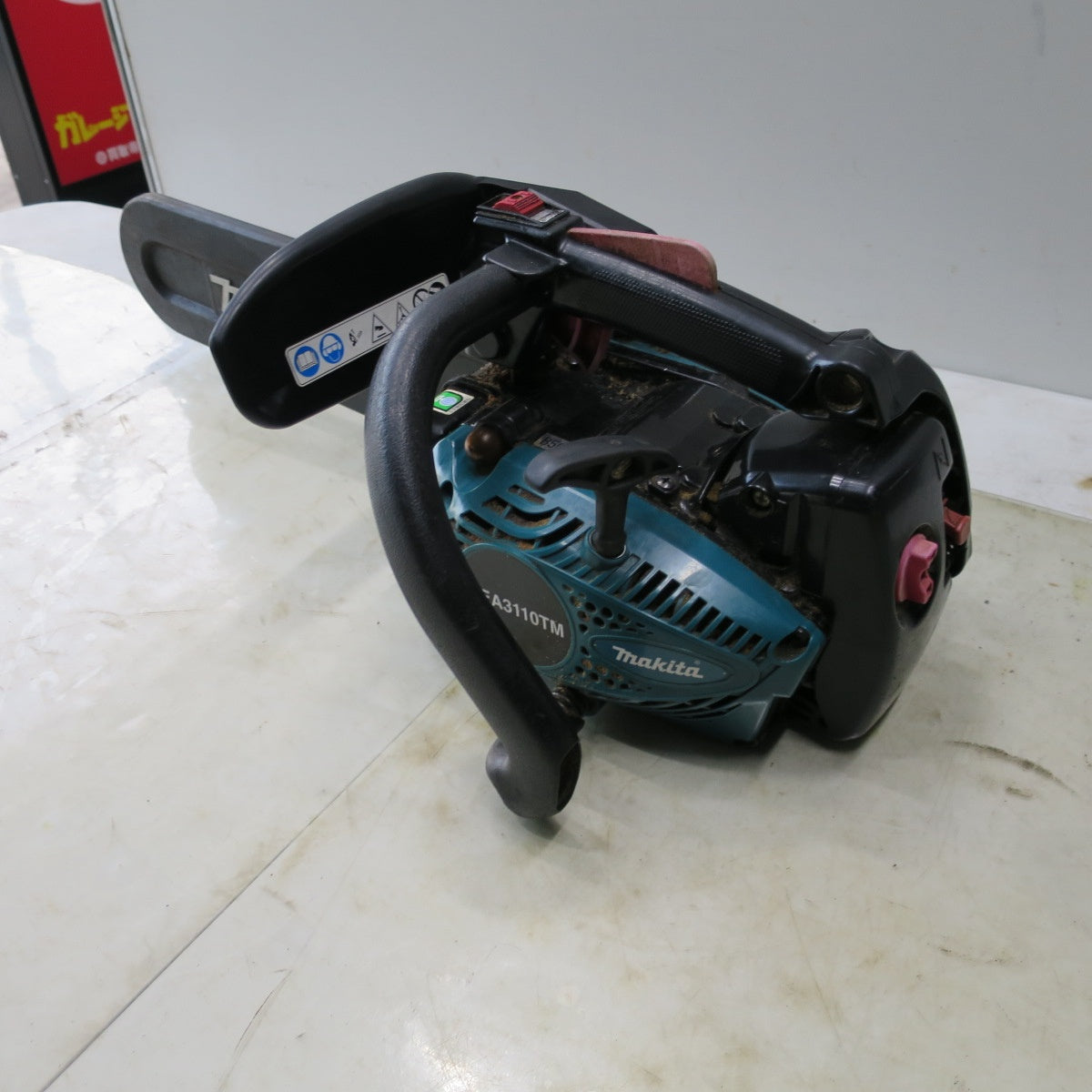 [送料無料] ◆マキタ エンジン チェンソー MEA3110TM 切断機 工具 チェーンソー makita ジャンク品◆