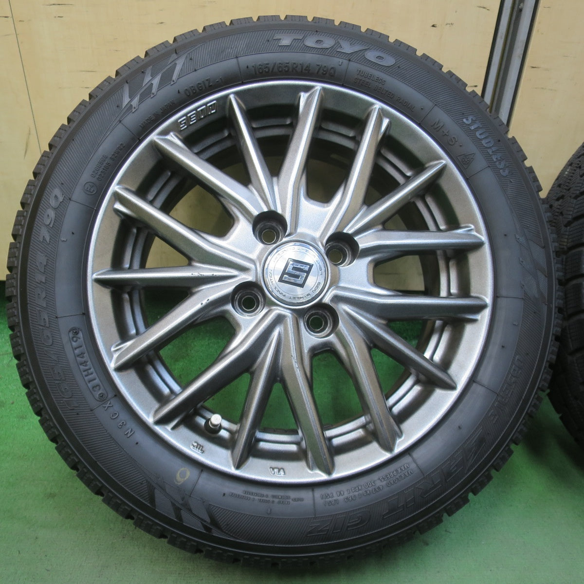 バリ溝！9.5分★スタッドレス 165/65R14 トーヨー オブザーブ ガリット GIZ SEIN SX ザイン 14インチ PCD100/4H★6040705イス