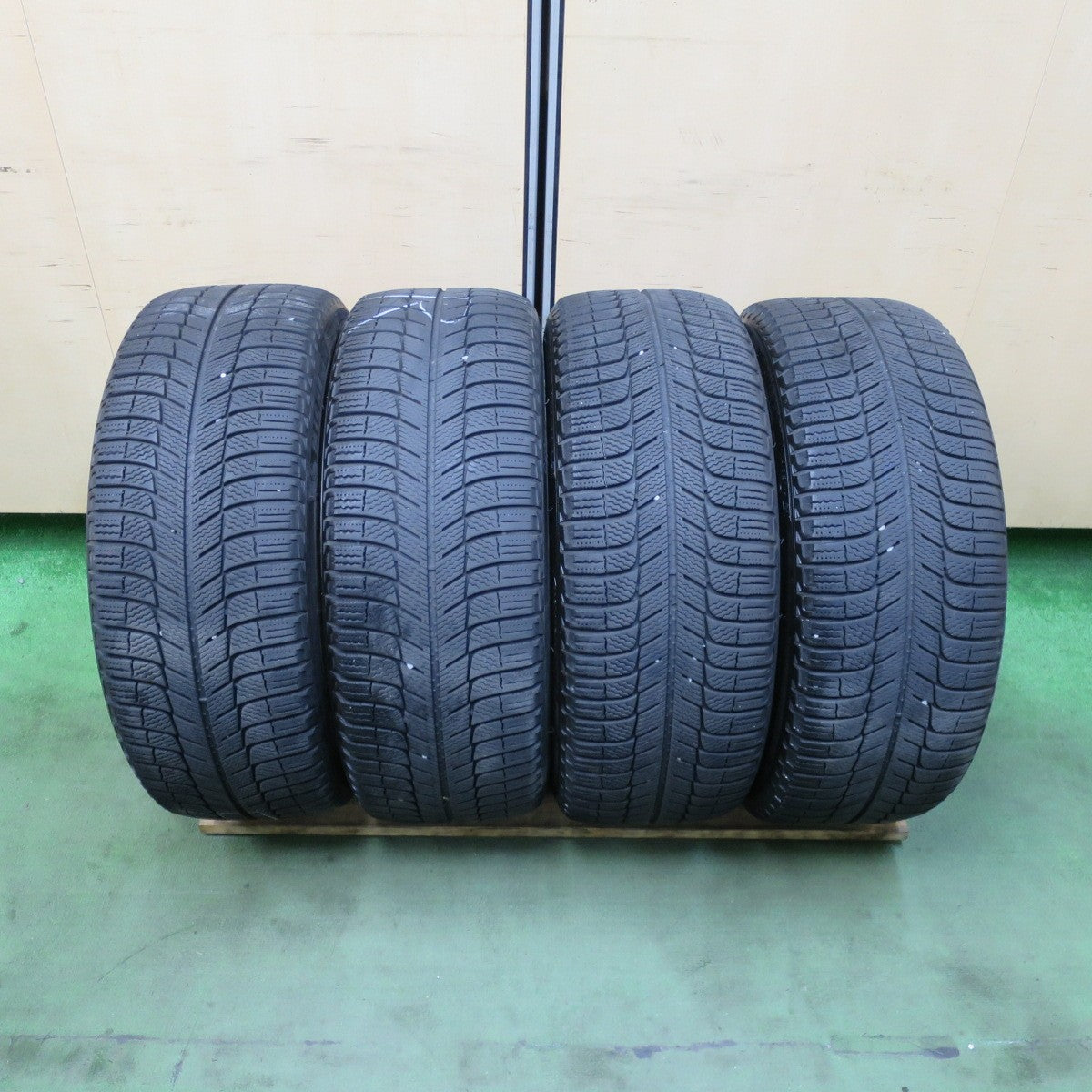 4本価格★LEONIS FY 225/45R18 スタッドレス ミシュラン X-ICE3+ 18インチ レオニス PCD114.3/5H★5111002TTス