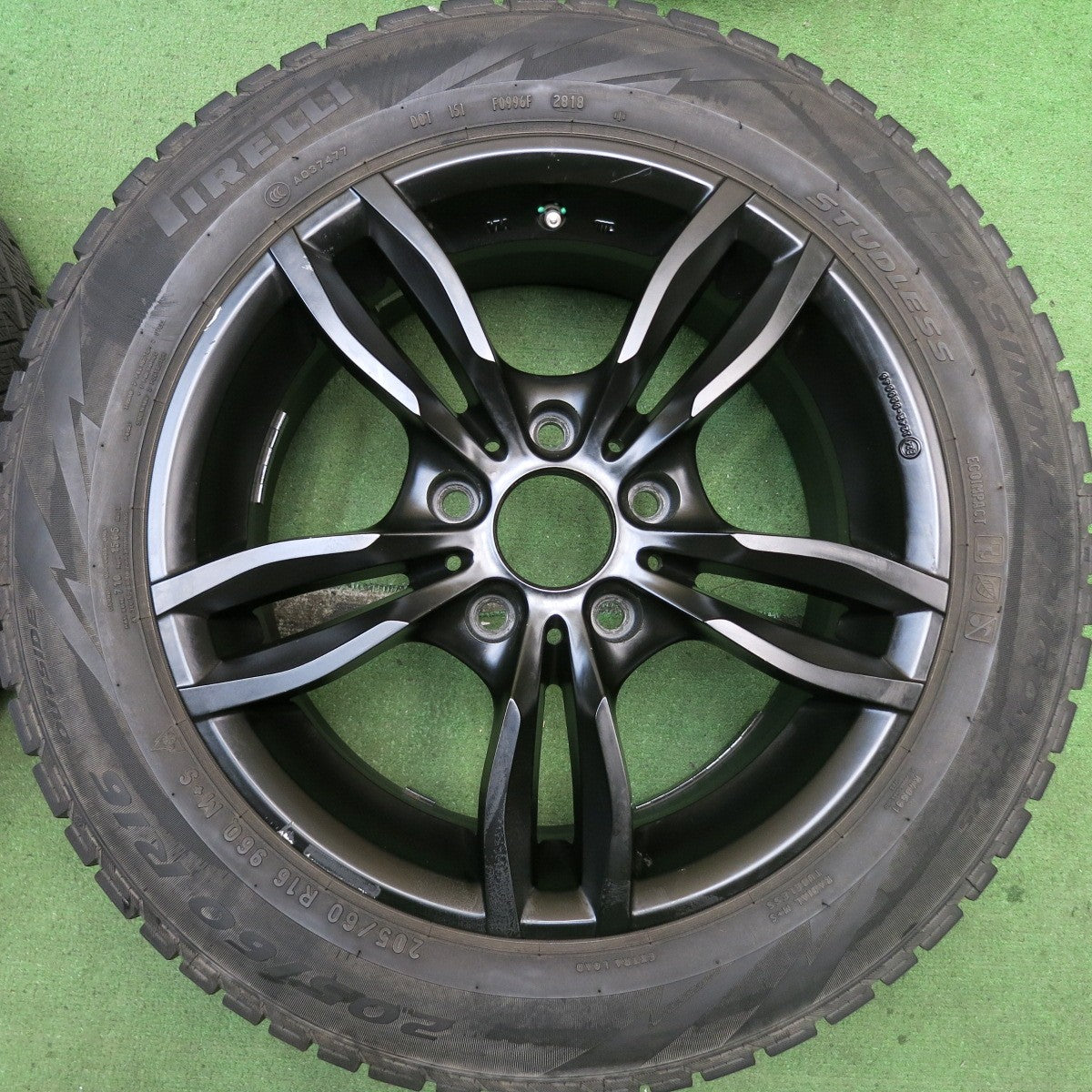 4本価格★BMW 等 MAK LUFT 205/60R16 スタッドレス ピレリ アイスアシンメトリコ プラス 16インチ PCD120/5H★5080211HAス